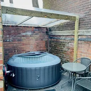 Victoria Terrace - Luxury With Hot Tub Nottingham